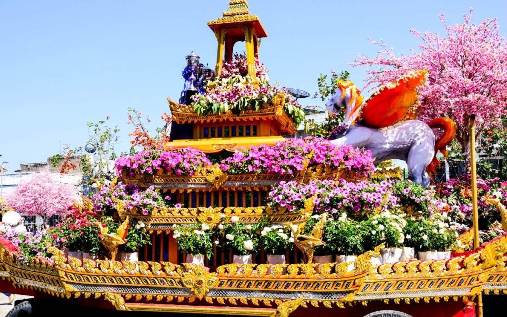 Chiang Mai Flower Festival 2026 Guide: Best Tips for Thailand’s Rose 5 Chiang Mai Flower Festival 2026 Guide