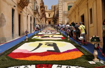 Infiorata di Genzano