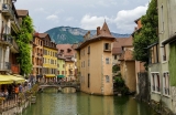 Annecy 2026 Guide: The “Venice of the Alps” Travel Tips